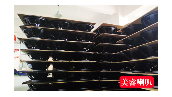 十五寸低音喇叭一般多少瓦？-廣州美睿喇叭